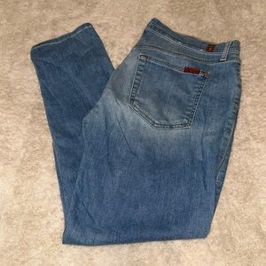 Josephina Skinny Boyfriend